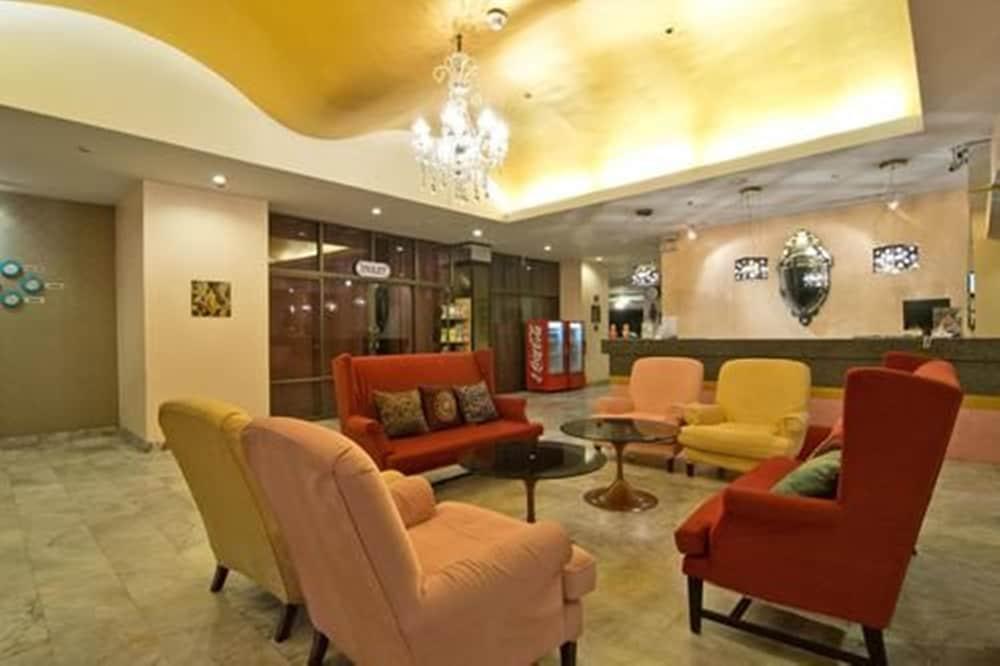 Bella Villa Metro باتايا المظهر الخارجي الصورة